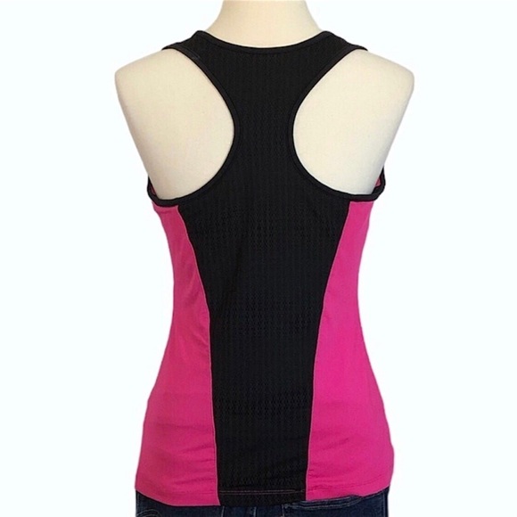 Fila Bright Pink and Black Racerback Workout Top
•Size Medium - Picture 3 of 11